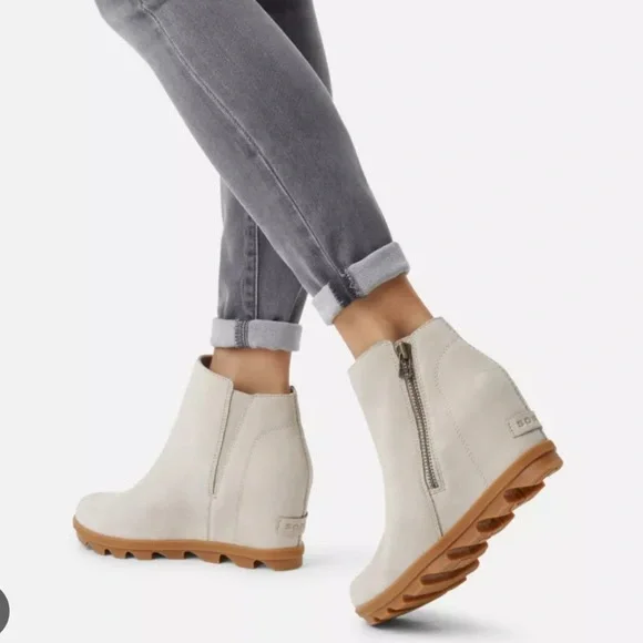 Sorel Cream Wedge Ankle Boots NWOT Sz 9 - Picture 2 of 10